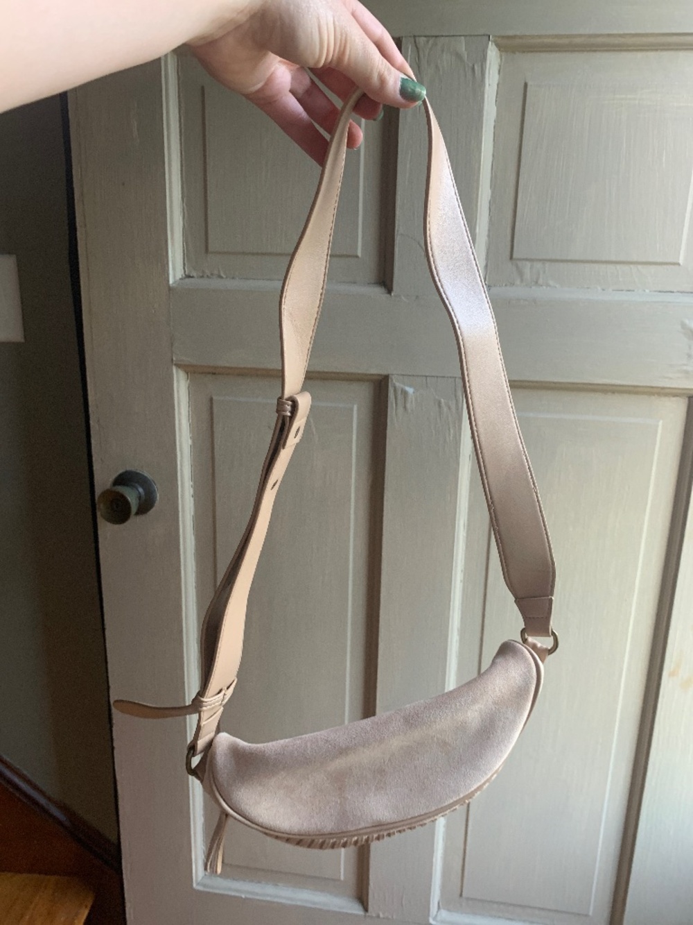 Womans Ah-dorned tan belt bag